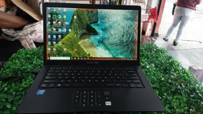 Notbook Legacy Multlaser Intel Celeron 4 GB eMMC 14 LCD Windows 10