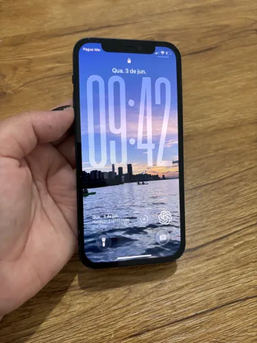 iPhone 12