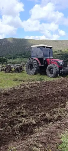 Trator solles ano 2023 com gradao 
