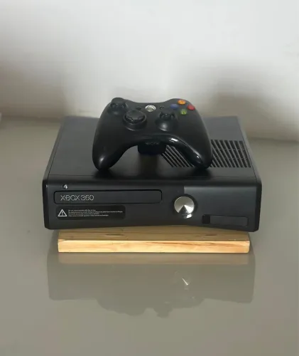 XBOX 360 SLIM!