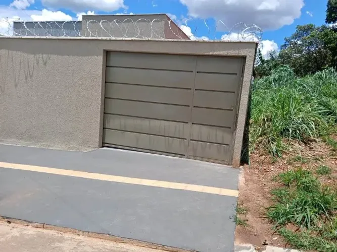 vende-se imóvel Bonsucesso