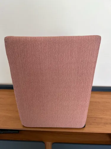 lmofada Encosto Triangular Anatômico com Zíper - Excelente Estado