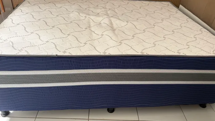 Cama box