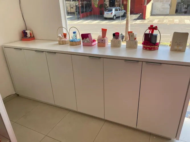Moveis para loja MDF branco