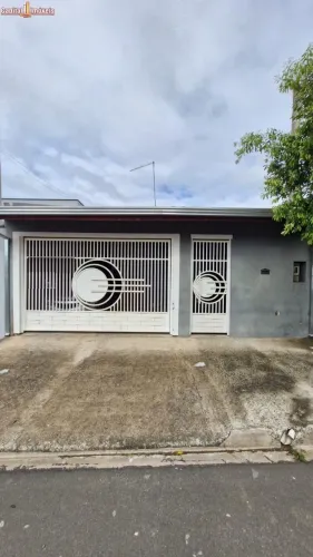 Imperdível: Casa à venda em Indaiatuba-SP, bairro Parque Residencial Sabiás! 3 quartos, 1