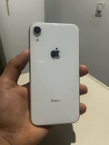 IPHONE XR 64GB
