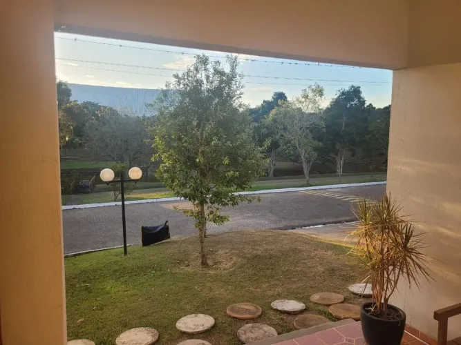 Casa de luxo em condomínio na Estância Árvore da Vida, Sumaré-SP: 4 quartos, 2 suítes, 2 b