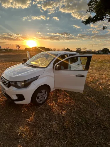 Fiat Mobi Easy ON 1.0 Fire Flex 5P. 2017