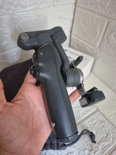 Estabilizador de celular DJI OSMO mobile 7p 