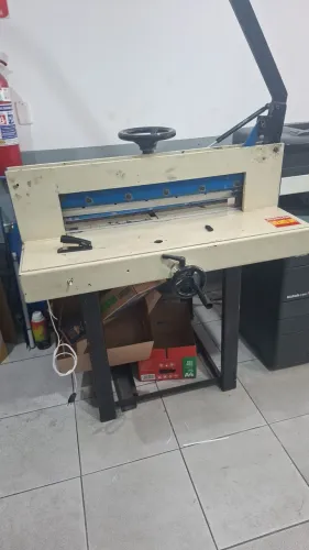 Guilhotina 70cm de boca