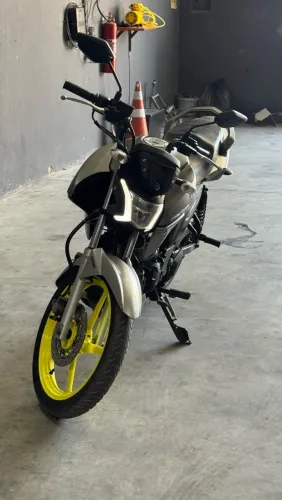 Moto/ Aluguel facilitado/ locação de veículo