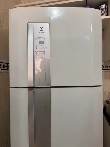 Geladeira Electrolux c defeito no congelamento