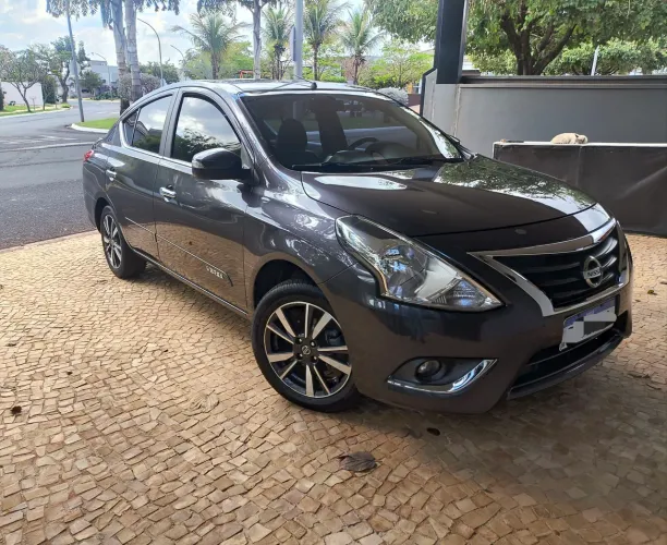 Nissan Versa SL 1.6 16V Flexstart 4P Aut. 2020