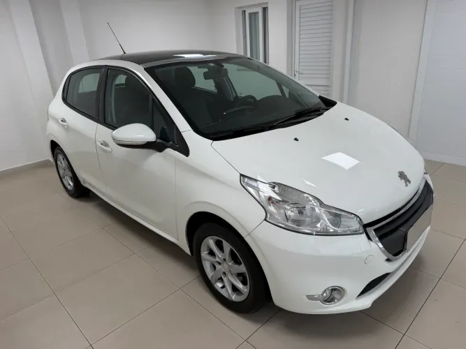 Peugeot 208 Allure 1.5 Flex 8V 5P 2014