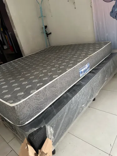 Cama Box Casal Ideal Semi-Nova - Conforto e Qualidade
