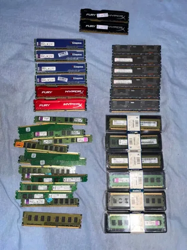 Memória RAM DDR3 x 4GB X 1600Mhz