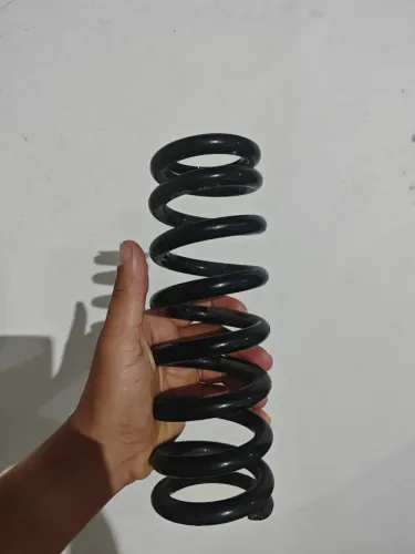 Mola da suspensão pro link da moto Sahara e XRE