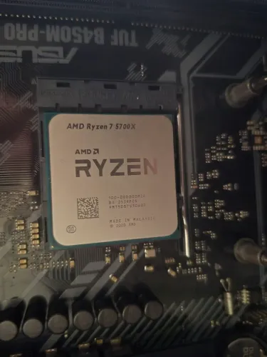 AMD Ryzen 7 5700X