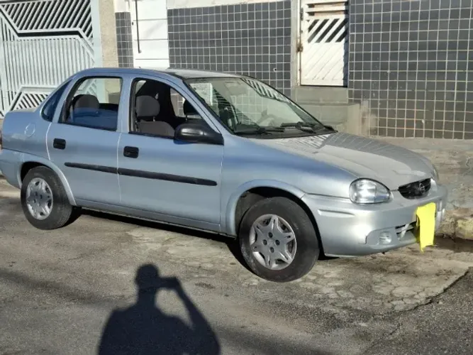 Chevrolet Corsa Sedan Super/ Classic 1.6 MPFI 8V 4 2003