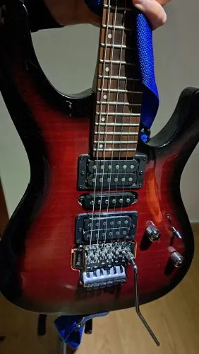 Guitarra Ibanez Kiko Loureiro Signature KIKOSP2