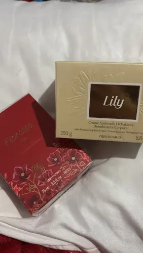 Floratta Red e Lilly Acetinado