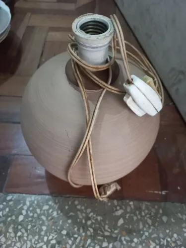 Base de abaju