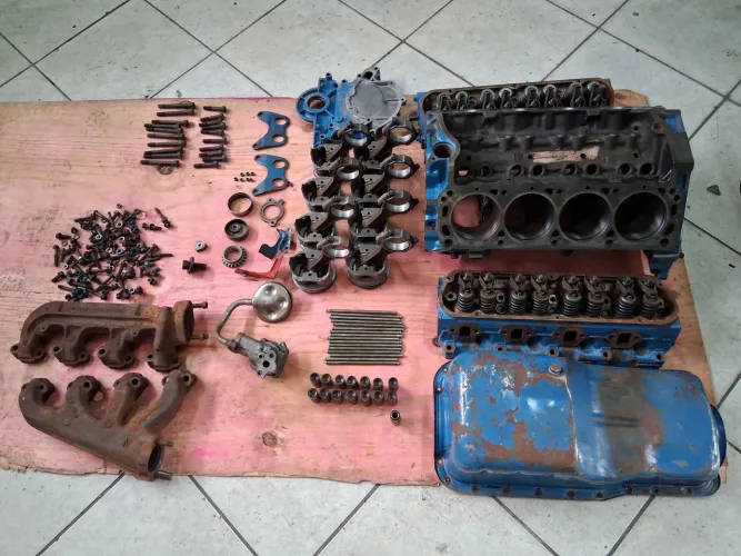 Motor V8 302