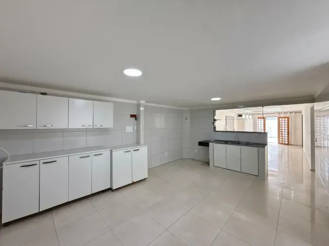 Imóvel para aluguel tem 260 metros quadrados com 3 quartos em Ipsep - Recife - PE