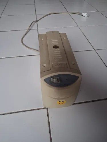 Estabilizador 1000 Va - 110 volts