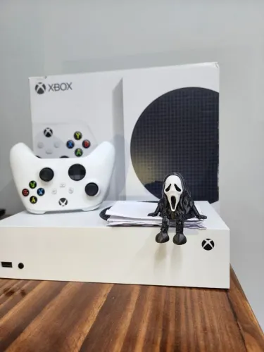 Xbox Series S 512GB na Caixa + 100 Jogos + NF