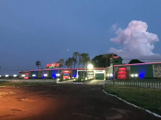 MOTEL venda do FUNDO DE COMERCIO, com 43 suítes com possibilidade de expansão, terreno com
