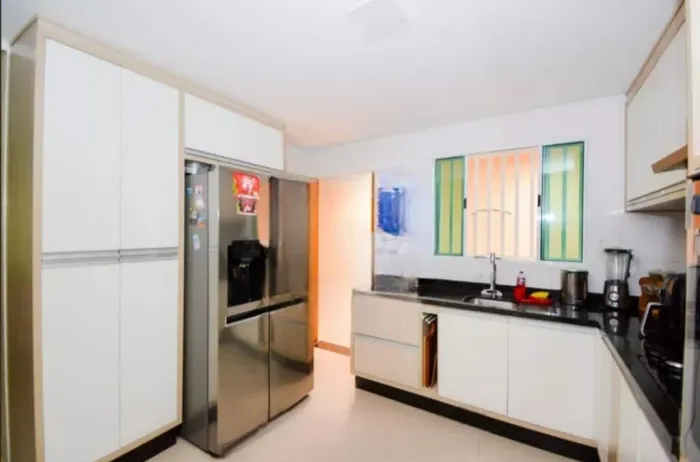 Casa com 4 dormitorios à venda, 270 m² por R$ 770.000 - Vila Flórida - Guarulhos/SP