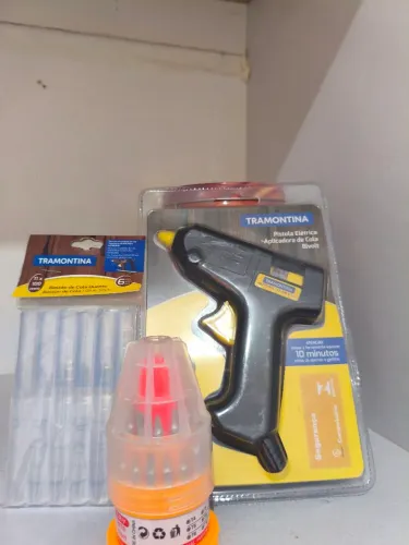 Pistola de Cola Quente e Kit Chave de Precisão.