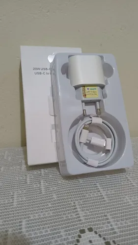Carregador Rápido de iPhone NOVO!!