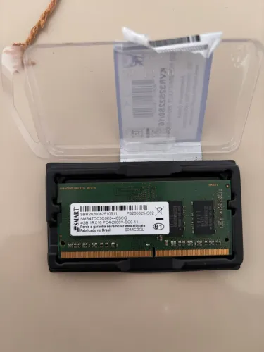 Memória RAM Notebook 4GB DDR4 2666MHz SMART - Em perfeito estado