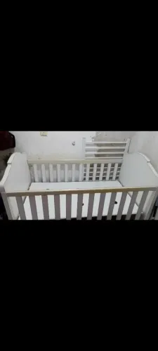 Berço americano bem grande espaçoso