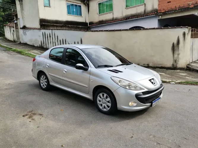 Peugeot 207 Sed. Passion XR Sport 1.4 Flex 8V 4P 2010