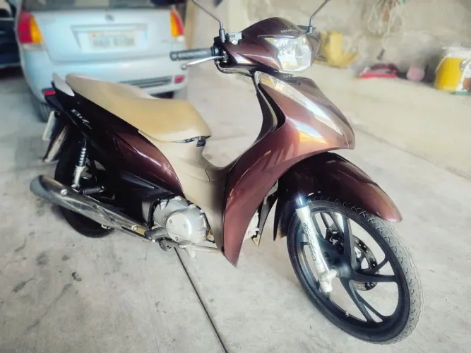 Honda Bis 2022/2022 completa