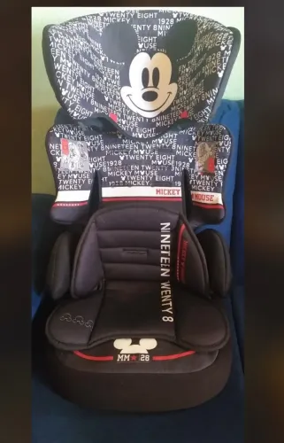 Cadeirinha do Mickey