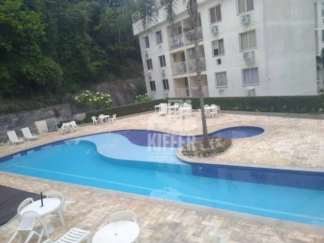 Apartamento à venda, 77 m² por R$ 420.000,00 - Pendotiba - Niterói/RJ