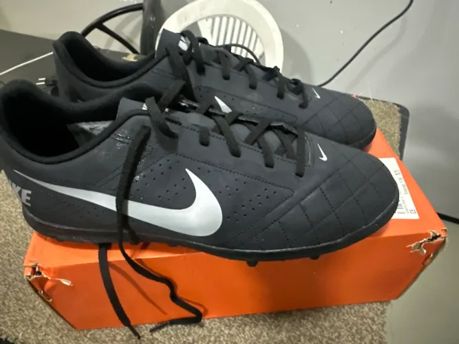 Chuteira Nike society original
