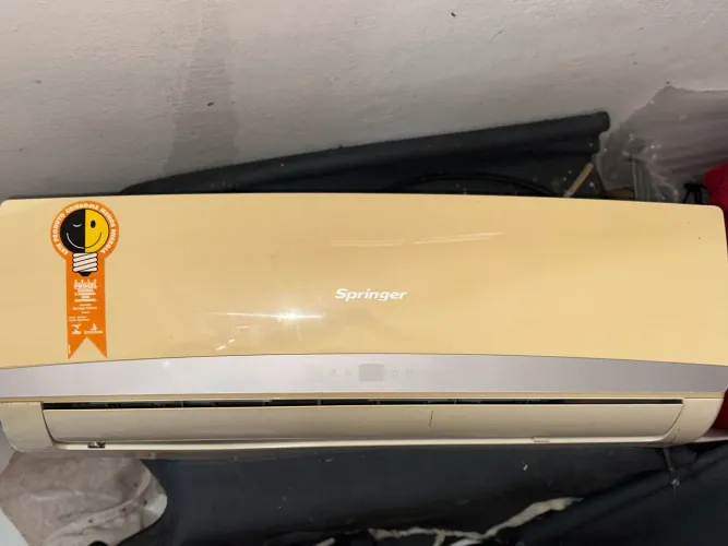 evaporadora Springer de 9.000 BTUs