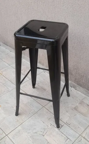 Banqueta de metal alta Tolix Iron preta estilo industrial