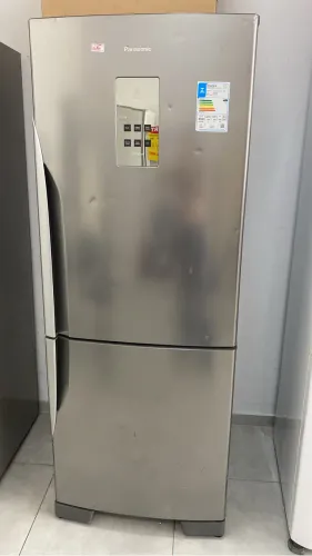 Geladeira Panasonic 