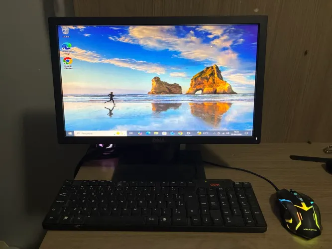 Computador DELL, DESKTOP-8tciet5