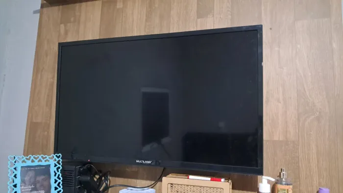 Tv 32 multilaser vendo ou troco
