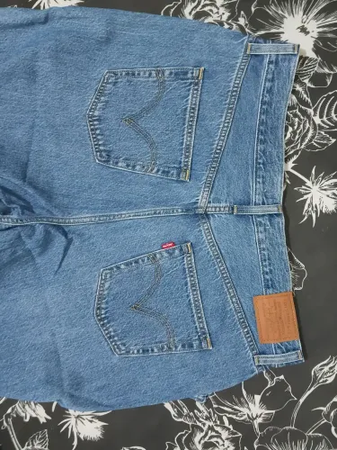 Jeans Levi's Balloon Pants.