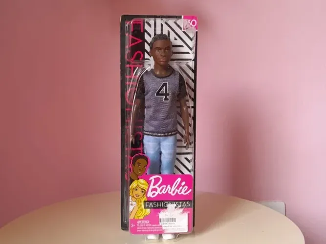 Ken (Barbie) Fashionista