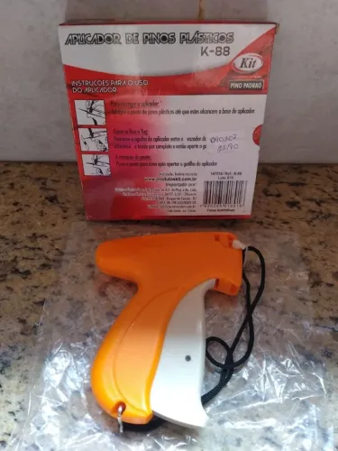Aplicador de Pinos Plásticos K-88