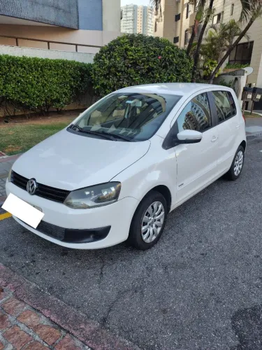 Volkswagen Fox 1.0 MI Total Flex 8V 5P 2014